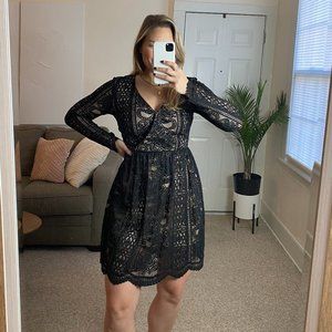 Black Lace Long-sleeve Dress